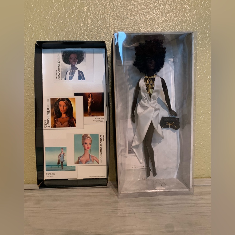 Mattel Barbie Gold Label 2004 Model Of The Moment Michelle Urban Hipster Doll